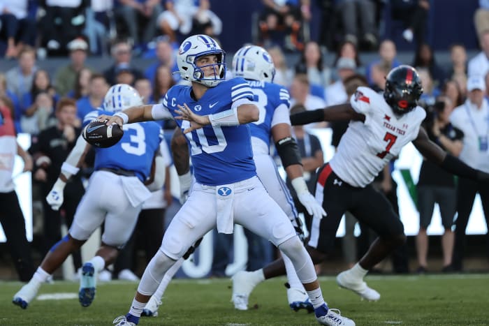 Brigham Young Cougars quarterback Kedon Slovis (10) passes the ball against the Texas Tech Red Raiders in the first quarter at LaVell Edwards Stadium.